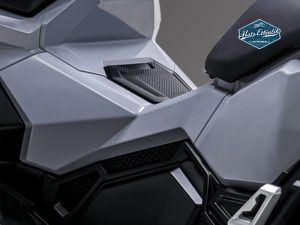 SYM_adx_125_ozellikler_15lt_yakıt_deposu_