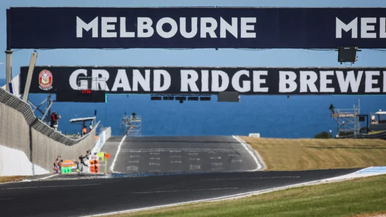melbourne_track_australia_philip_island