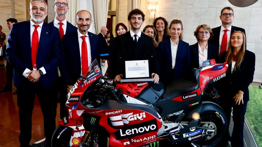 MotoGP Efsanelerine Devlet Onuru: Rossi, Bagnaia ve Bezzecchi’ye Özel Görev Verildi
